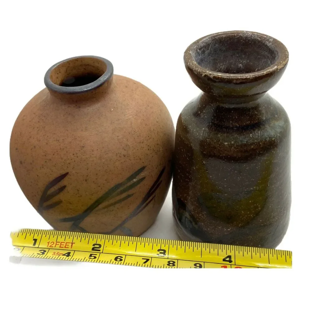 Mini Vases Set Of Two Beige Brown Ceramic Portable Signed Mid Century Charming - Picture 12 of 12